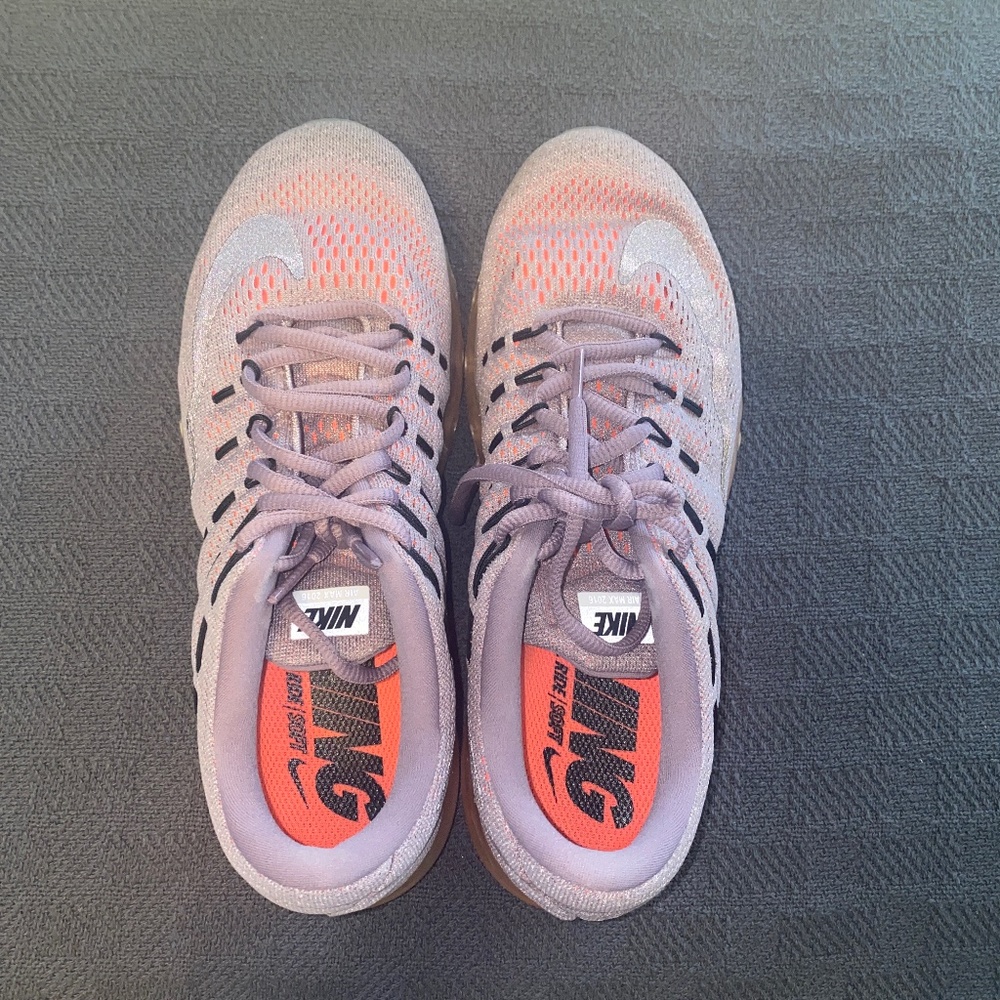 Nike Air Max 2016 sz 8.5
